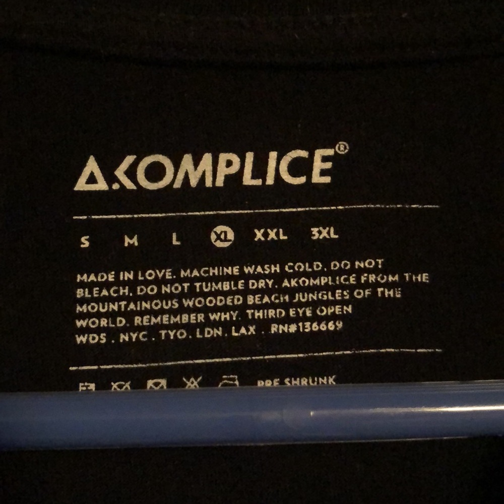 Akomplice tee - Picture 3 of 4